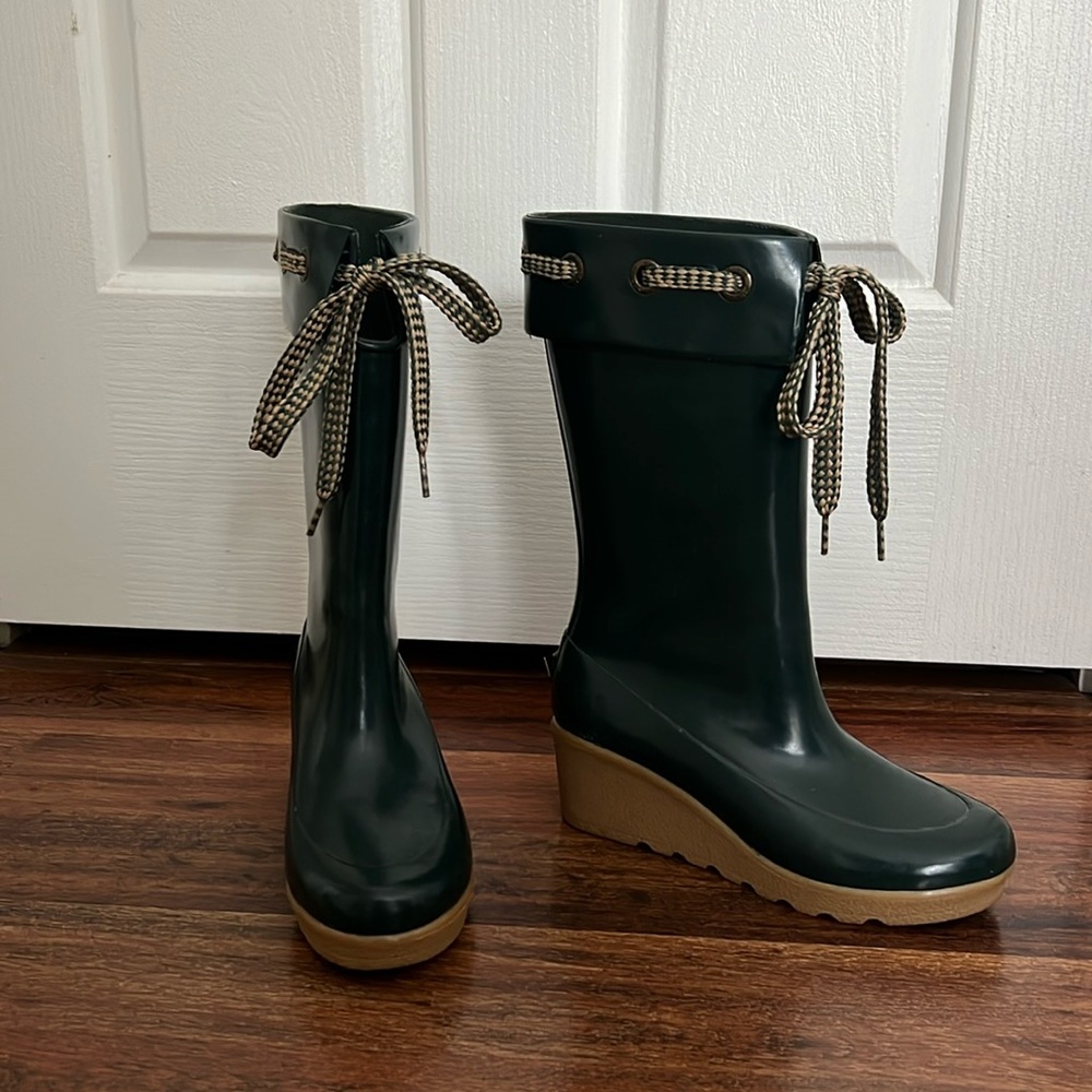 sperry rain boots